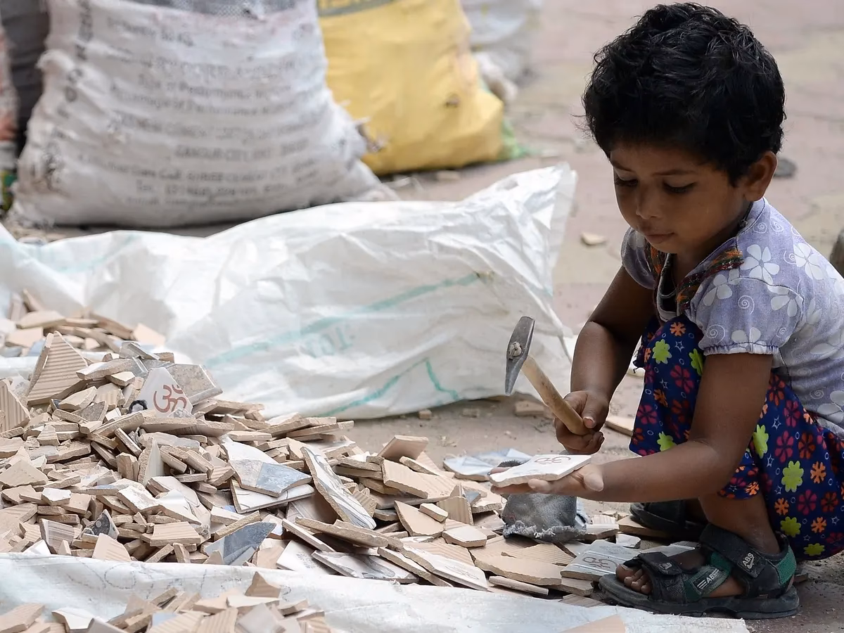 Which countries are reducing child labour?