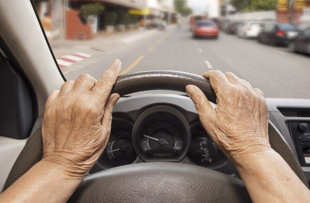 Can you drive if you have cataract surgery in one eye?