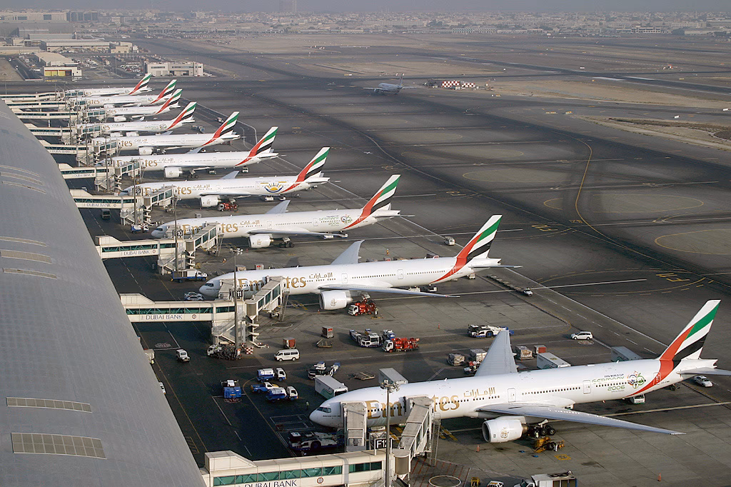How many direct (non-stop) destinations from Dubai International Airport (DXB)?