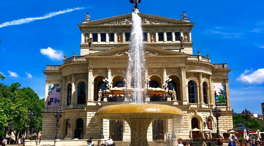 Why should you visit the Alte Oper?