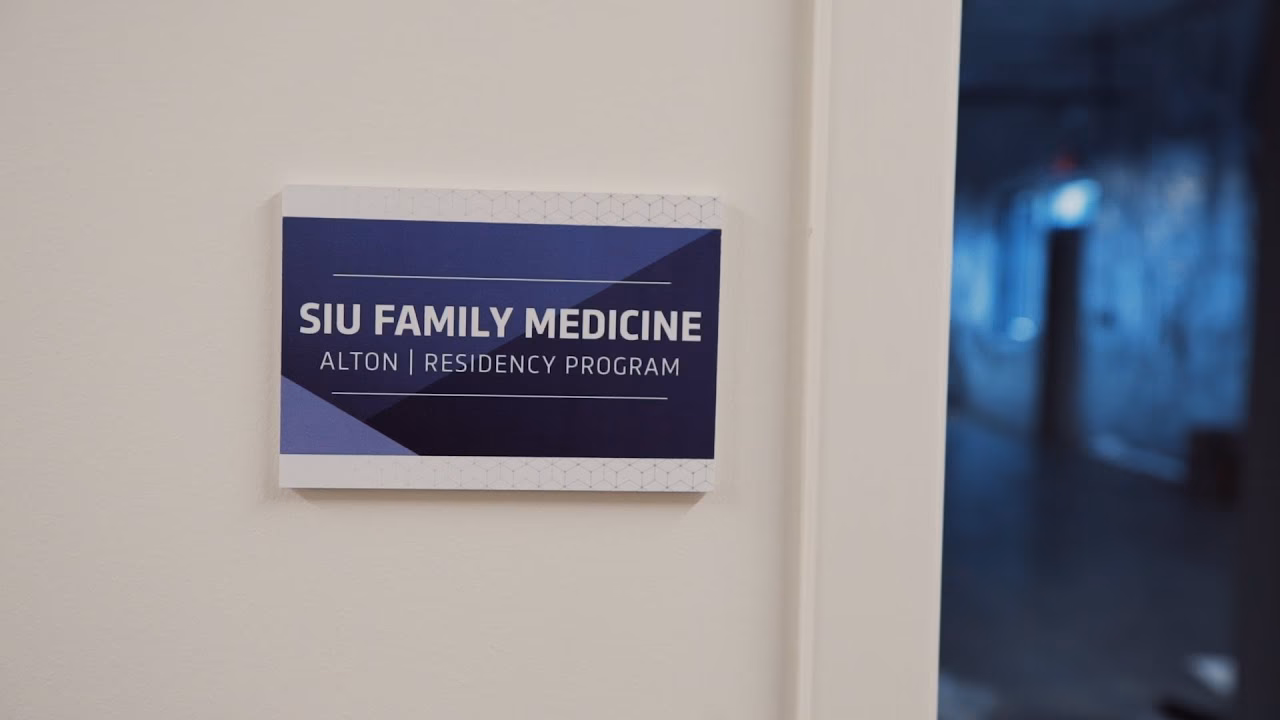 Where can I find family medicine in Alton?