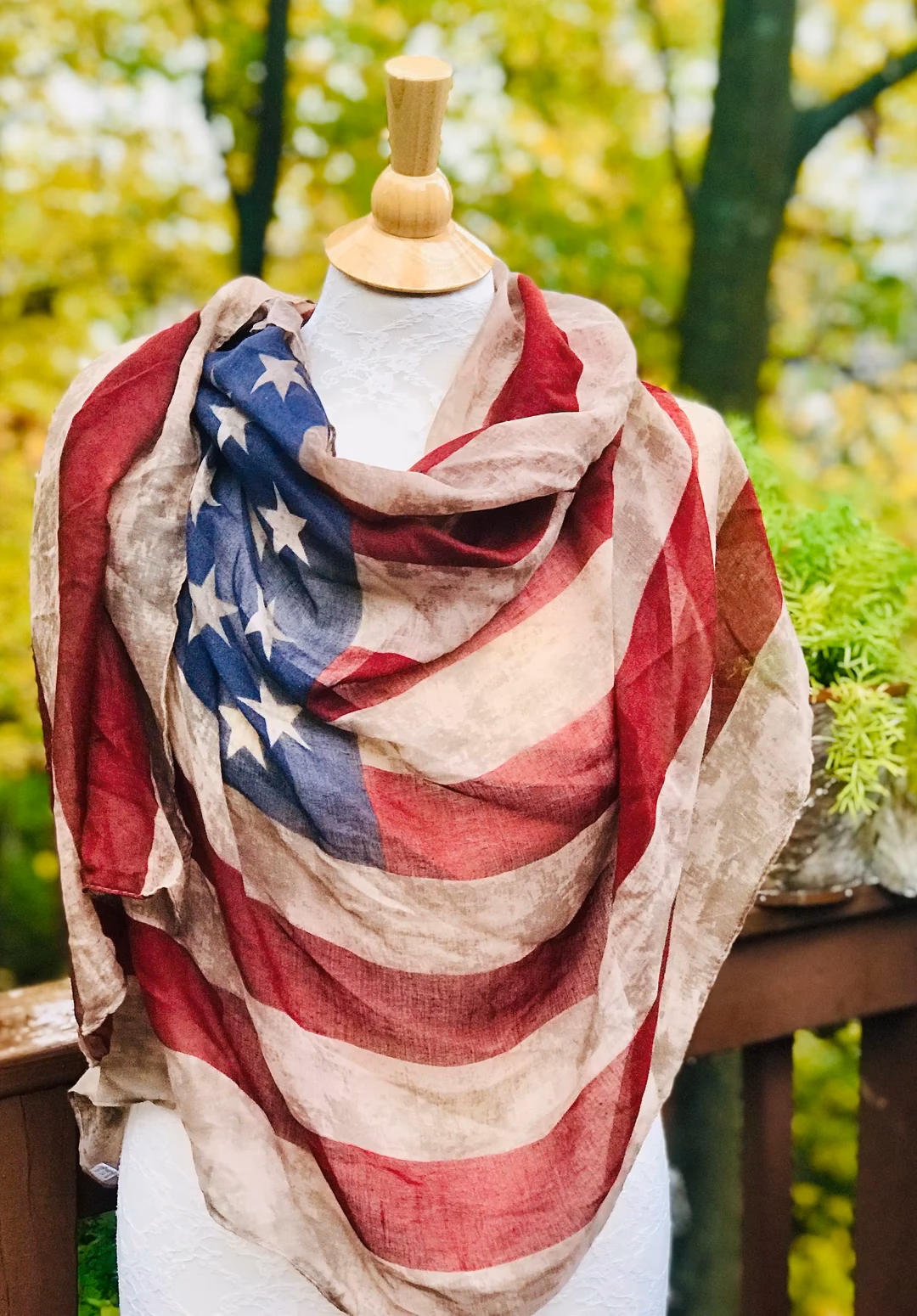 Did Porter Wagoner wear scarves?