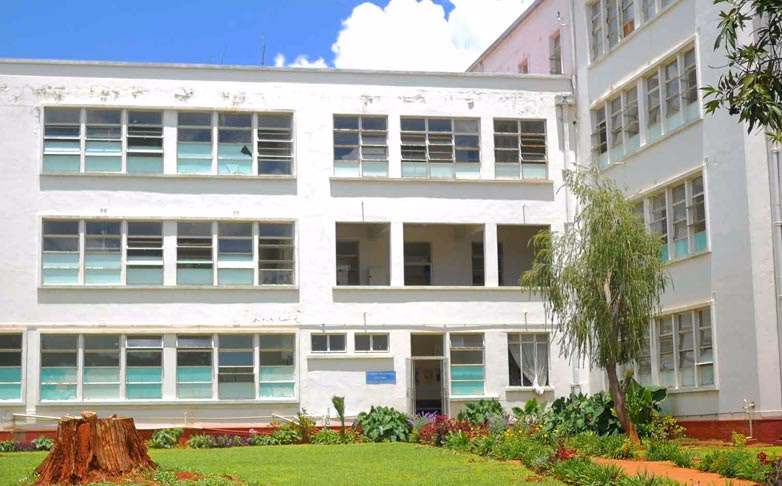 Where does Dr. Fleming work?