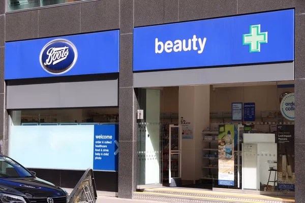 Where can I find a good pharmacy in London?