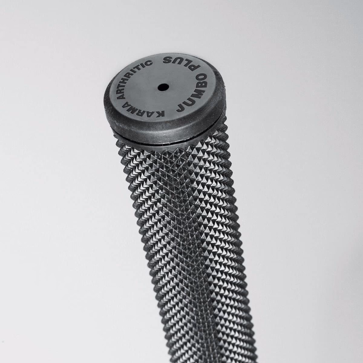 How to grip a golf club with arthritis?