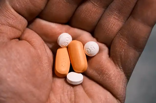 Are ARV drugs effective against HIV infection?