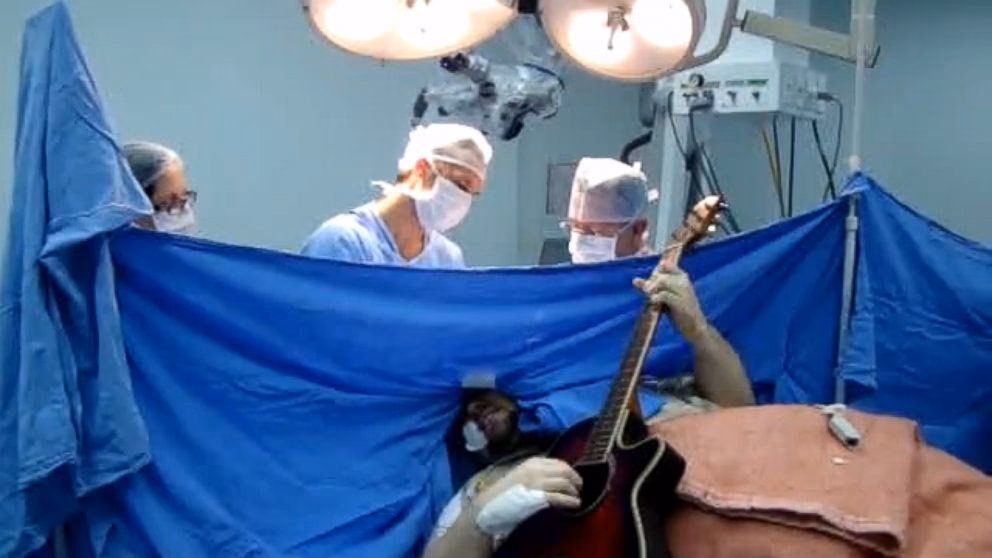 How does a craniotomy work?