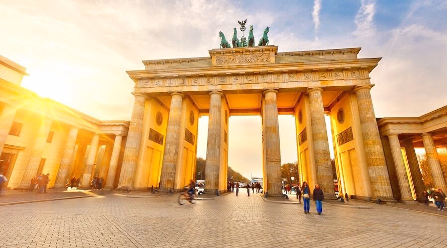 Why should you choose private tours Berlin?