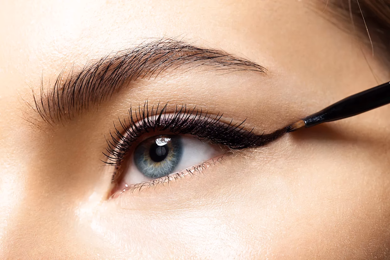 What are the best Allergy-Friendly Eyeliners?