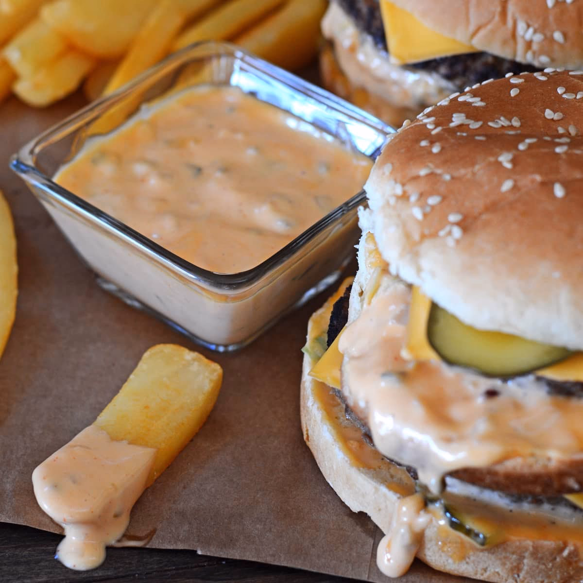 Does big Mac have egg?