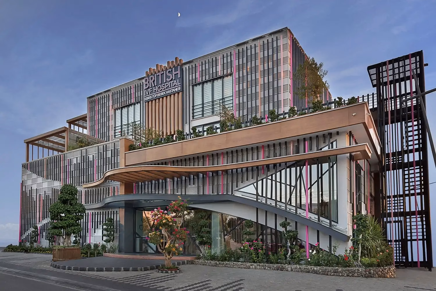 Which IVF clinic has British doctors?