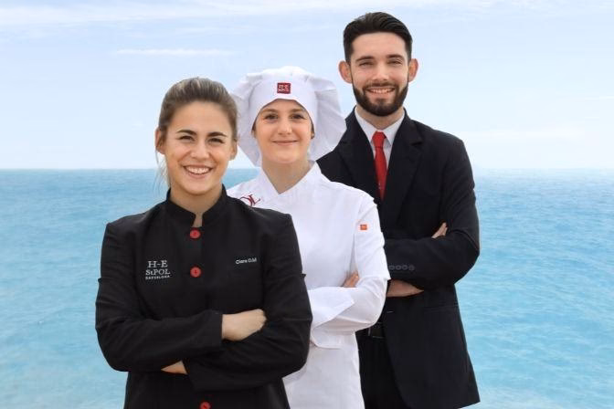 Does UE offer a Bachelor in hotel management?