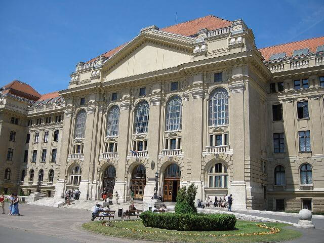 Which universities are in Budapest?