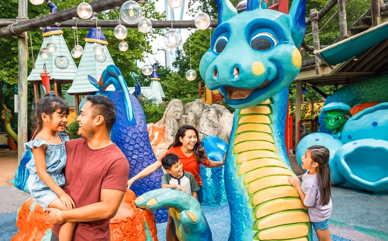 Are Busch Gardens open during summer?