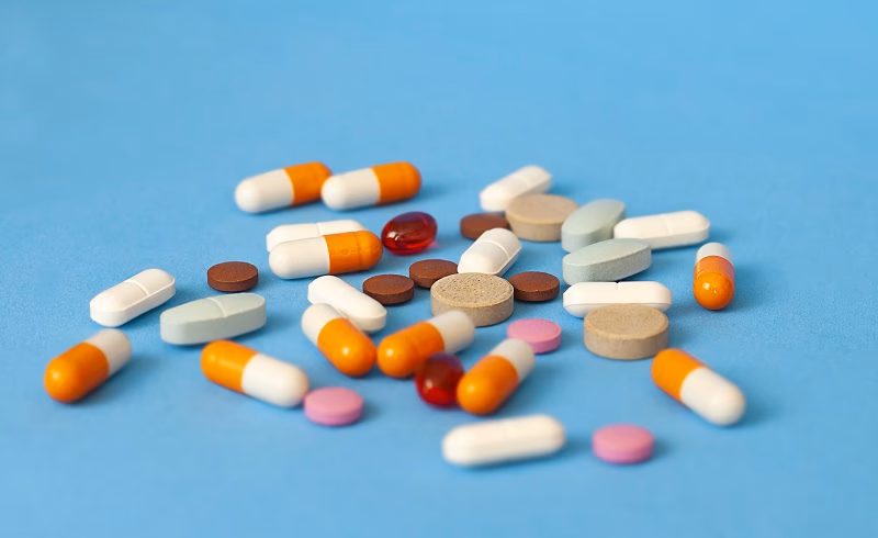 How do I travel with medications to the United States?