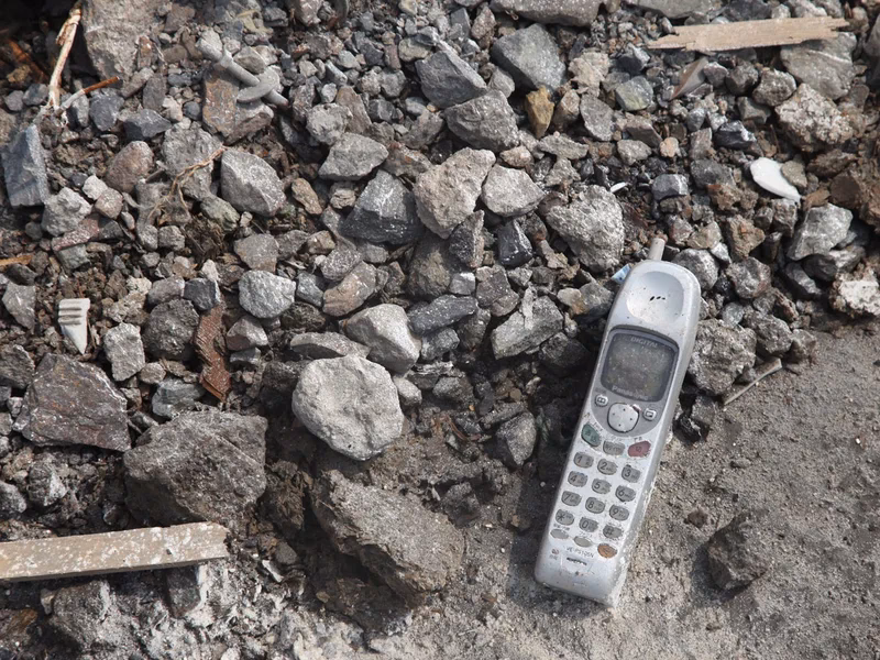 Why is cell phone reception so bad?