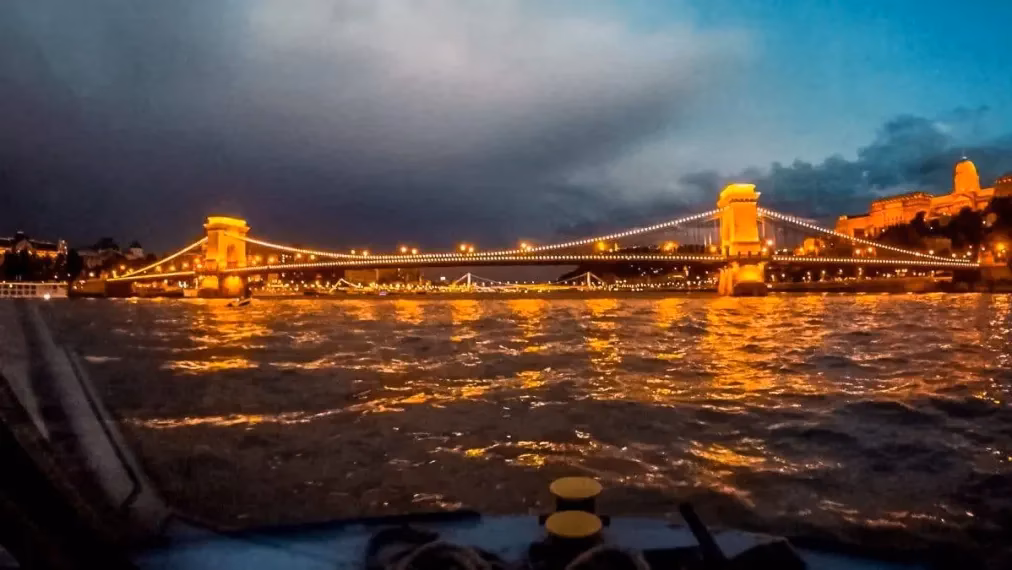 Where does the Chain Bridge End in Budapest?