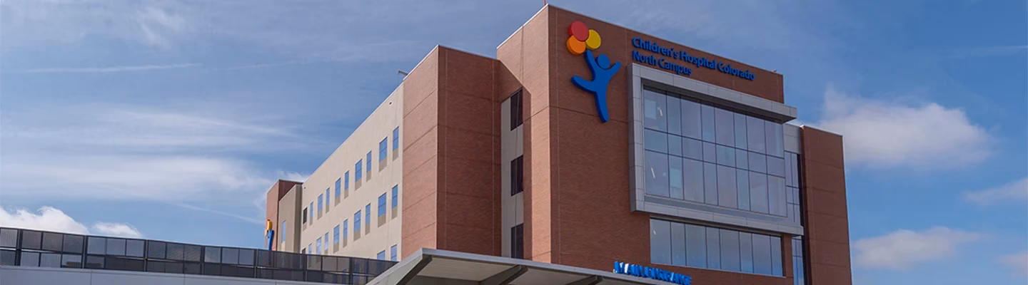 Does Children's Hospital Colorado offer emergency care?