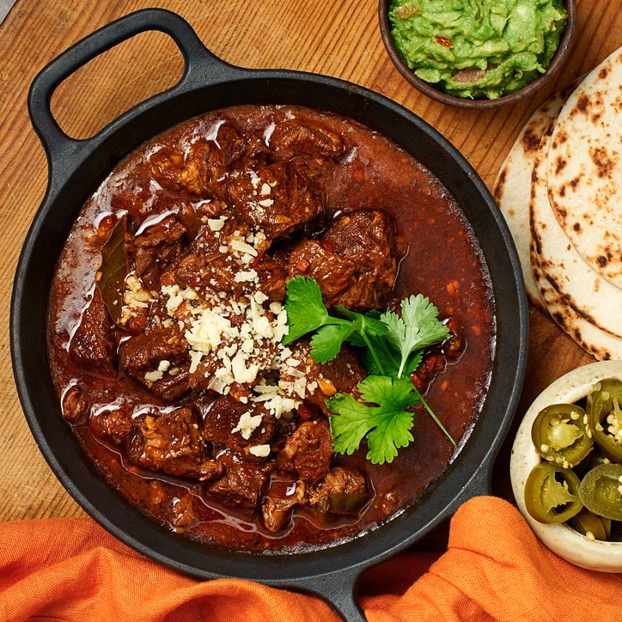 Hvor lang tid tager chili con carne at bikse sammen?