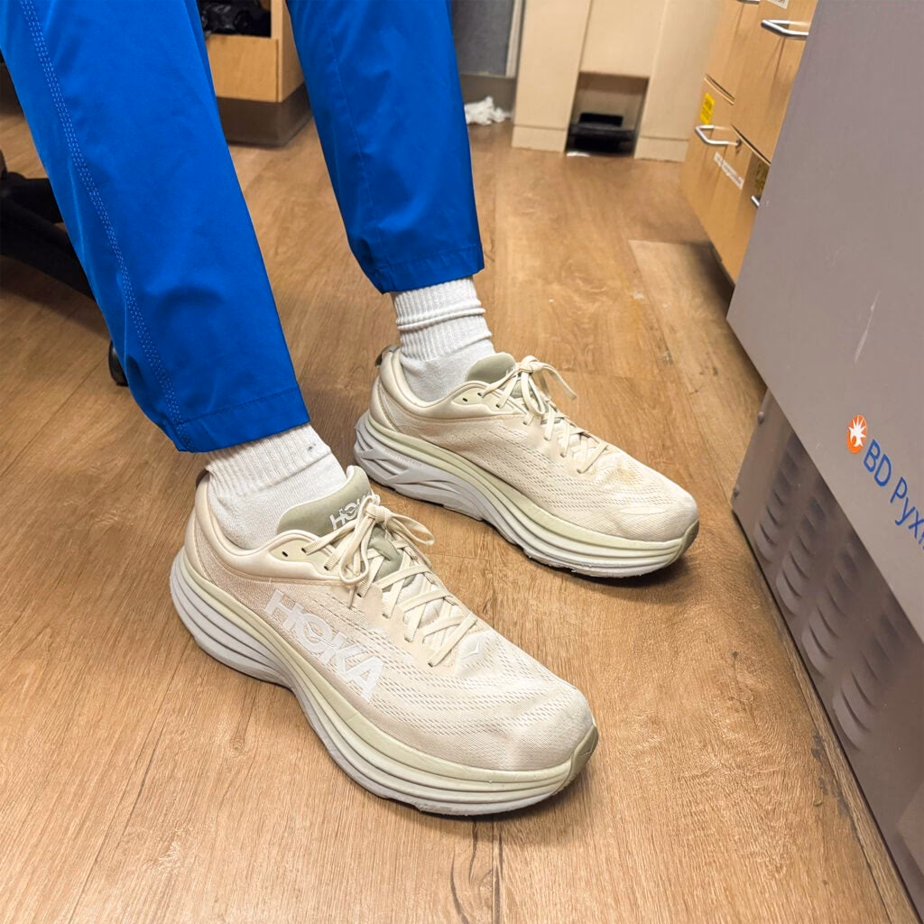 What shoes should a nurse wear?