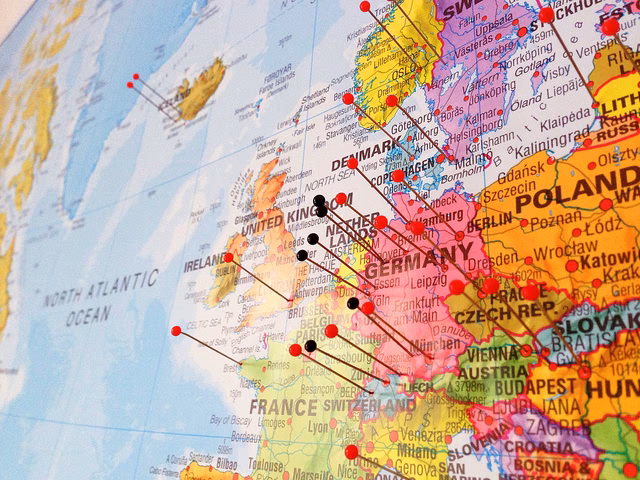 ¿Qué beneficios ofrece Laboral Kutxa para los reintegros en el extranjero?