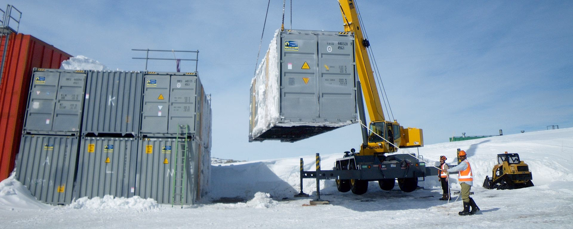 How many crane operator jobs are there in Australia?