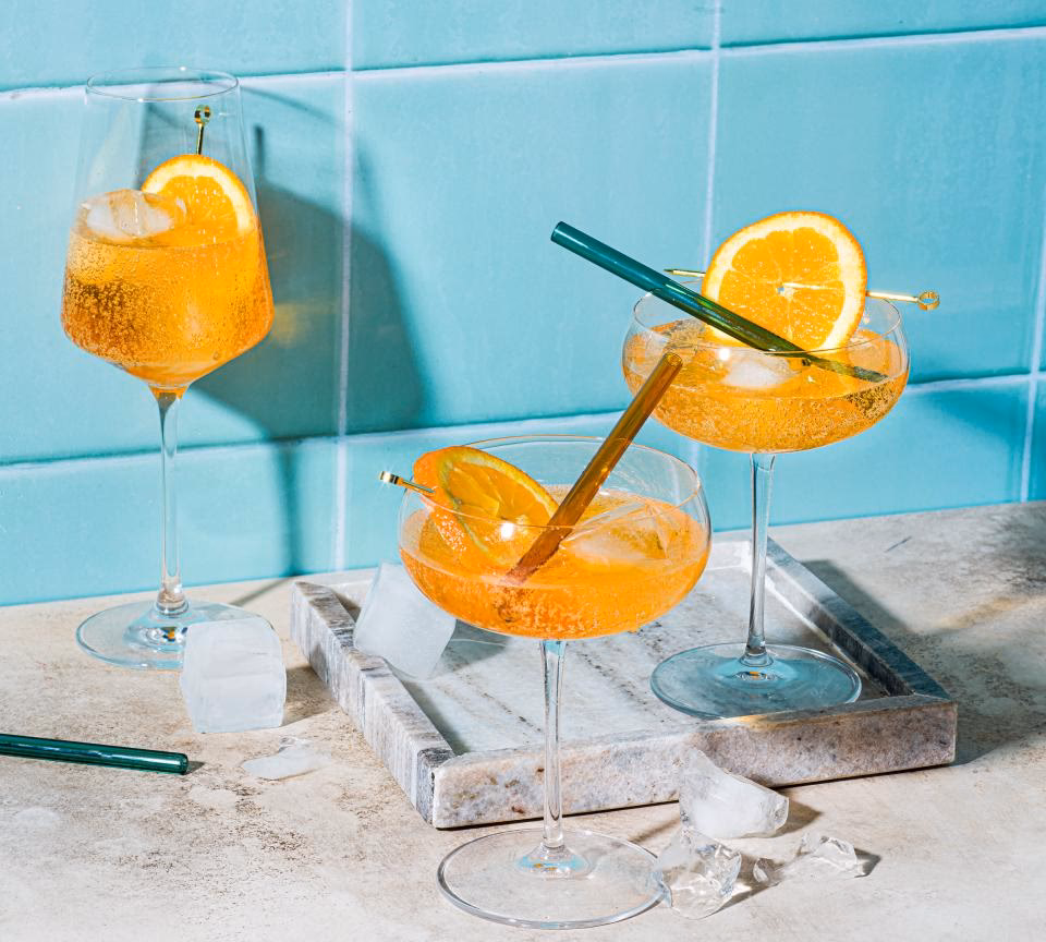 How do you make Crodino Spritz?