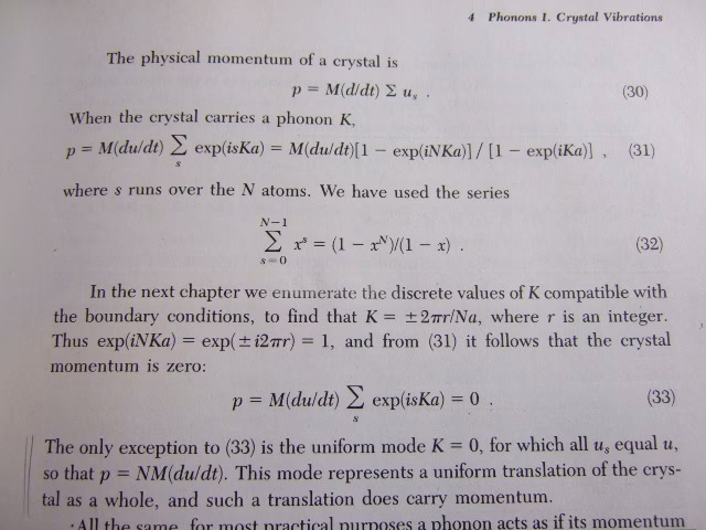 Is it possible to define a crystal momentum operator?