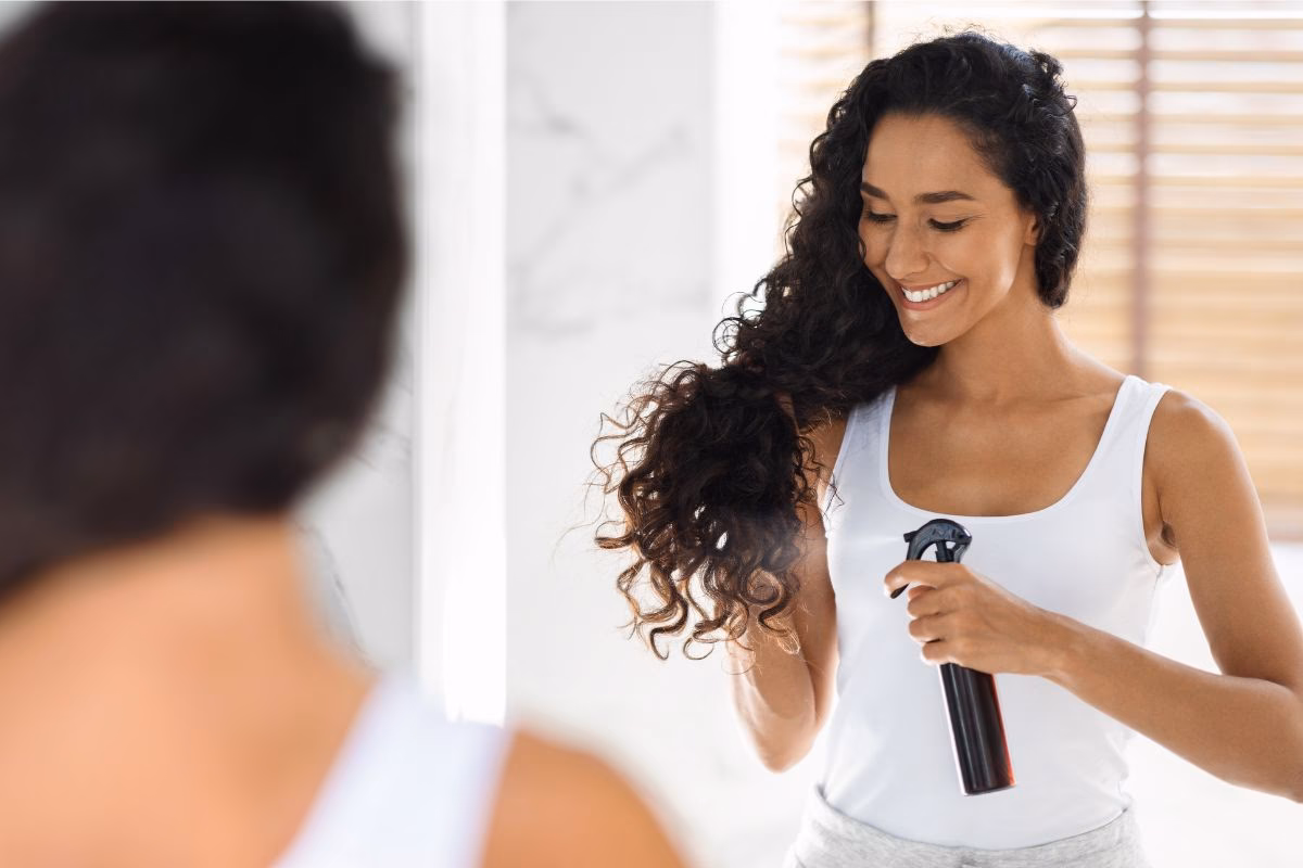 How does cyclopentasiloxane help sensitivity?