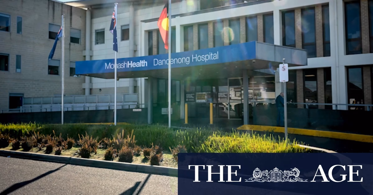 Can diagnostic tests and treatments be performed at Dandenong Hospital?