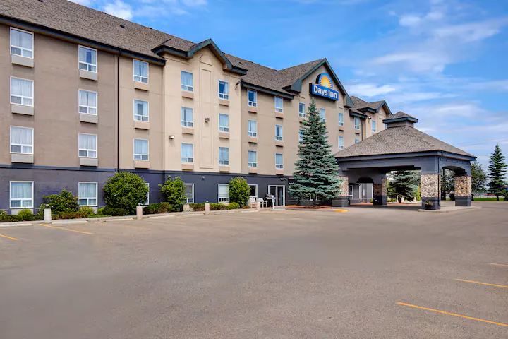 Where is Days Inn Medicine Hat?
