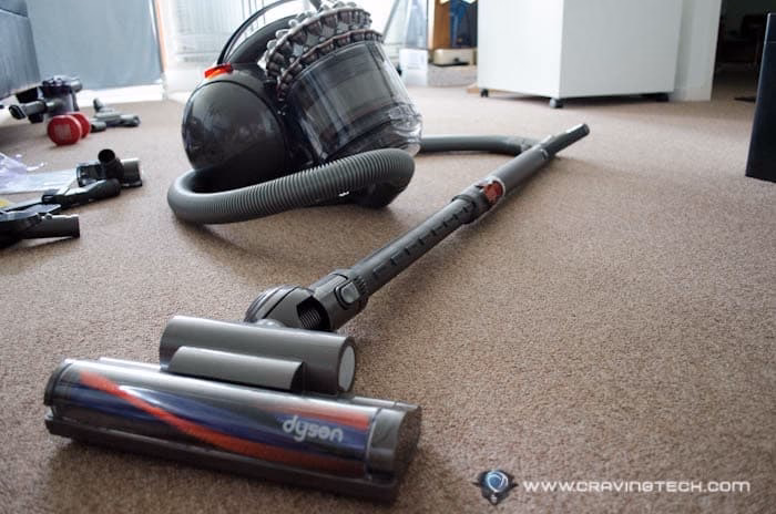 Is Dyson dc54 a good vacuum cleaner?