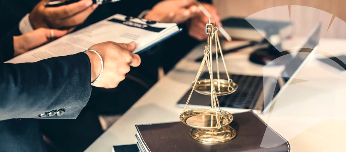 ¿Qué es la defensa jurídica con un abogado especializado?