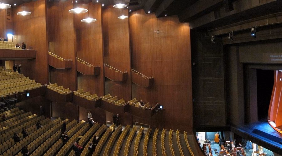 Wie kommt man in die Deutsche Oper?