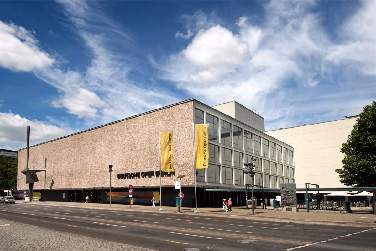 Wann kommt die Deutsche Oper in Berlin?