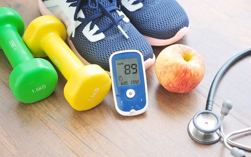 ¿Cuáles son los beneficios del ejercicio en pacientes con diabetes?