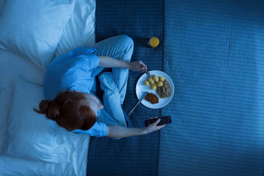 Is nocturnal diarrhea a symptom of a stomach bug?