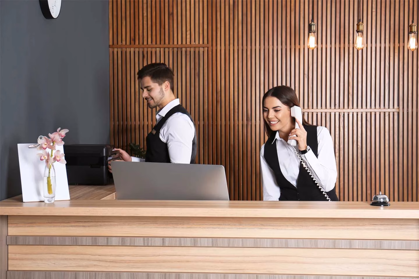 What makes a good hotel receptionist?