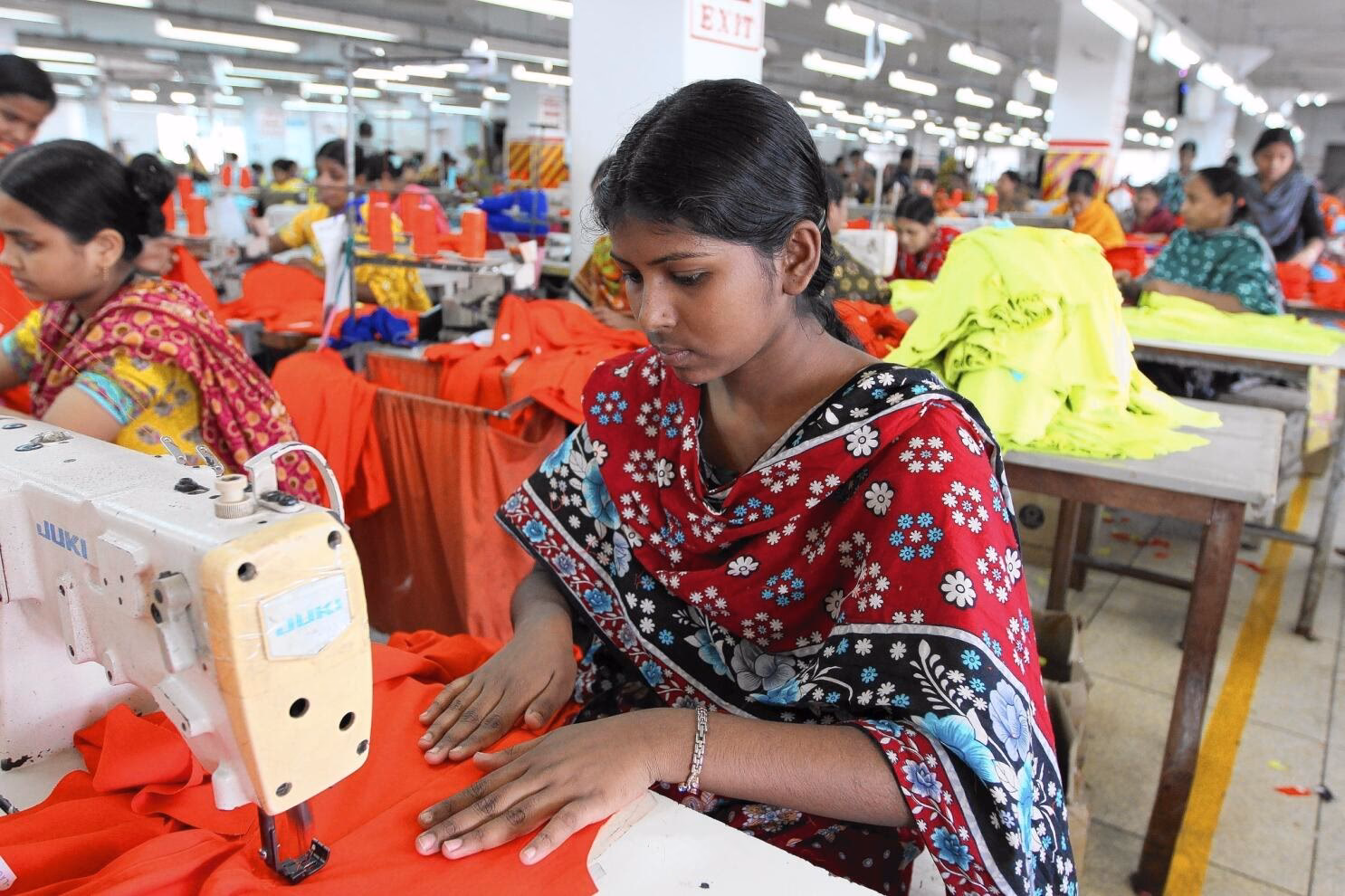 What is Bangladesh's Labour share?