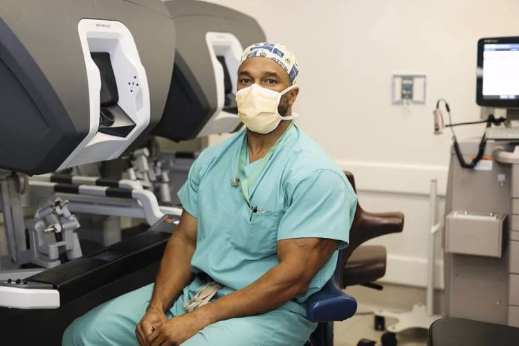 Did Jazz Jennings' bottom surgery have complications?