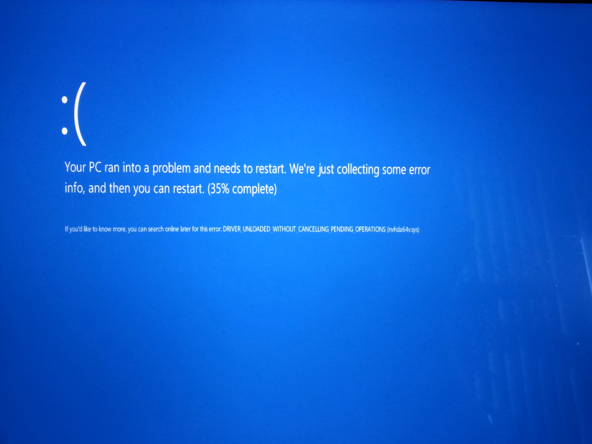 How to fix driver unloaded without canceling pending operations BSOD error?