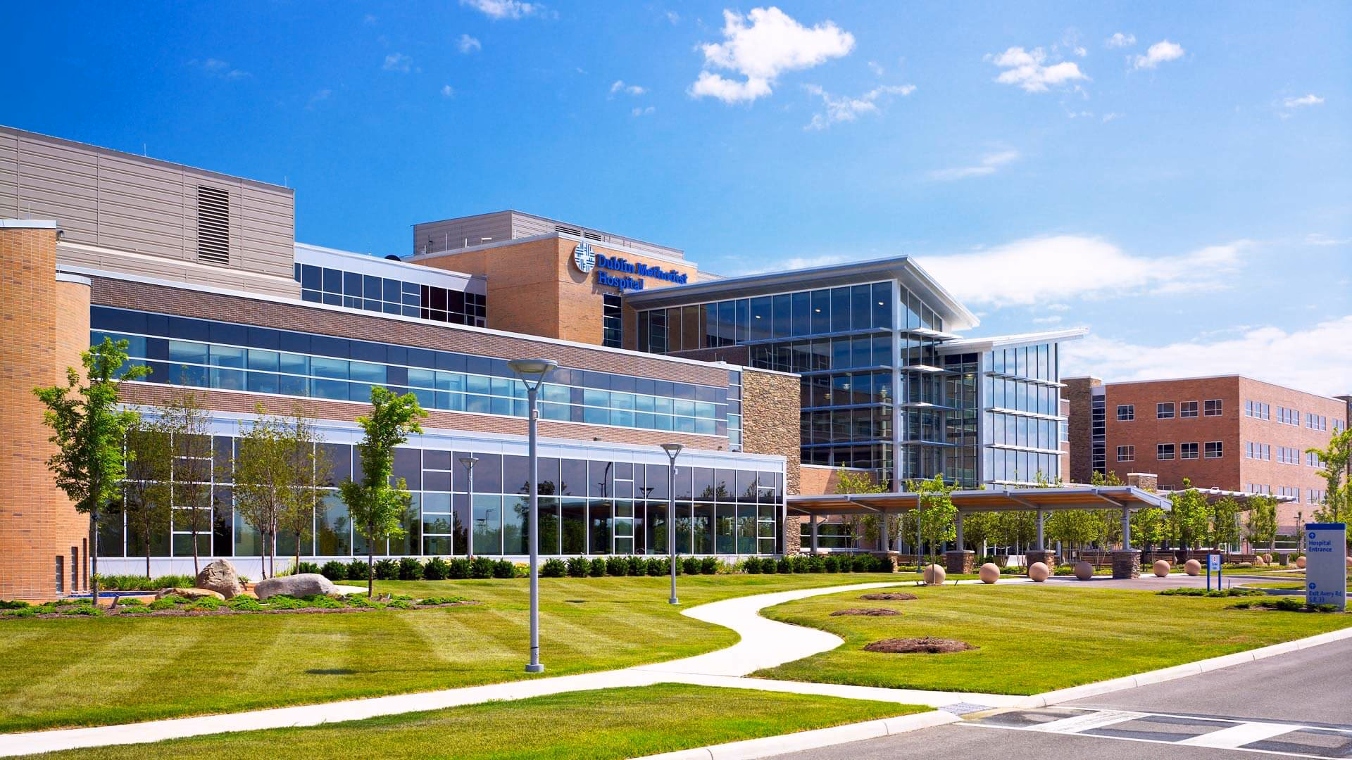 How many hospital beds are there in Dublin?