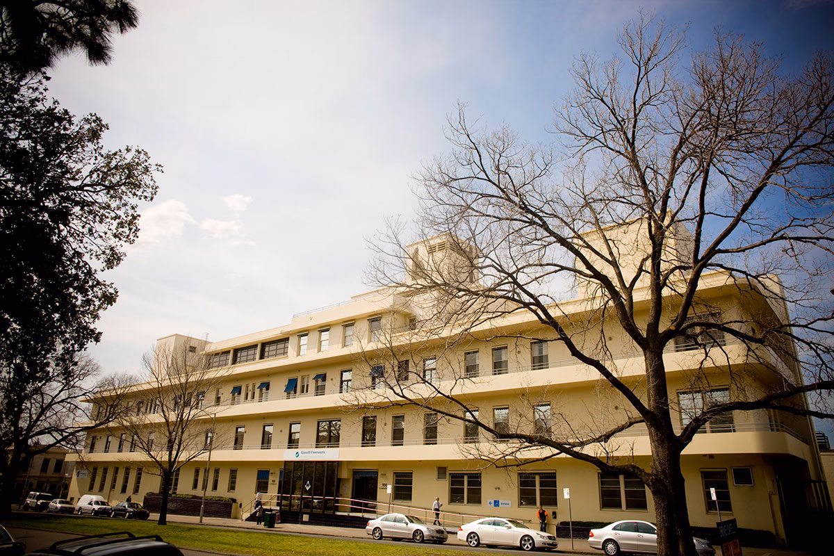 How long do patients stay at Epworth Freemasons?