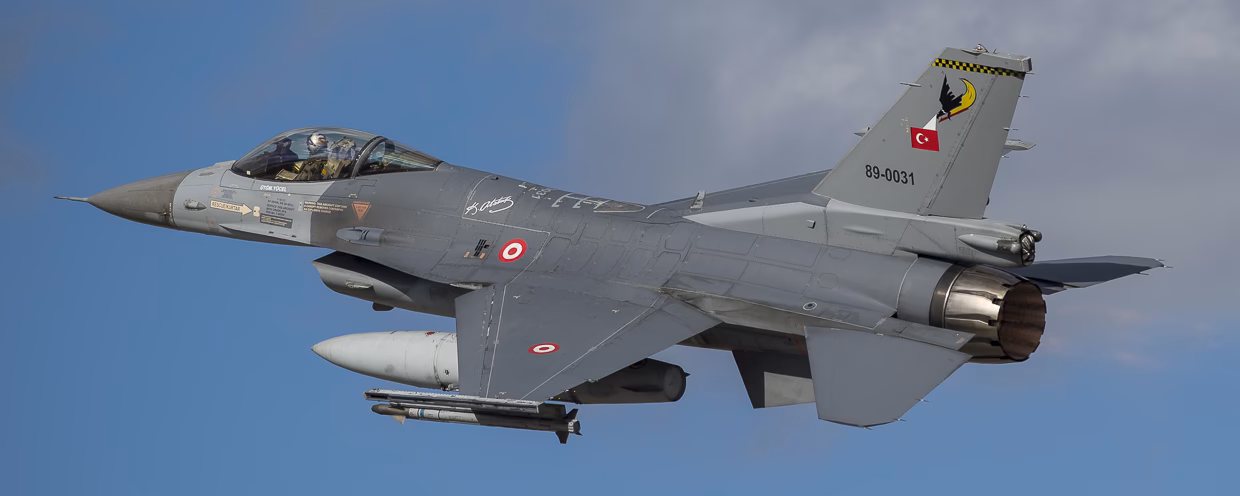 Does afpd 11-2 apply to all F-16 units?