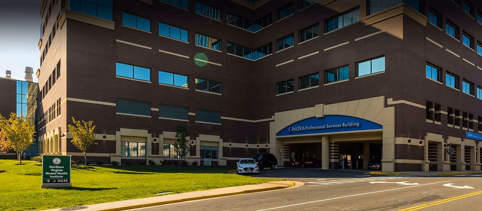 What is acute care at Inova Fairfax Hospital?