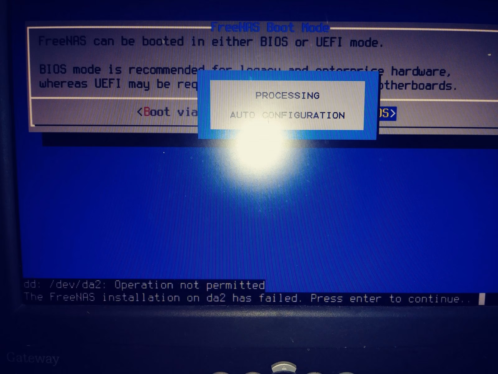 Does FreeNAS need to be powered on at certain times?