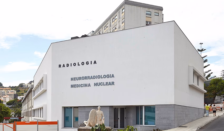 Where is Funchal hospital located?