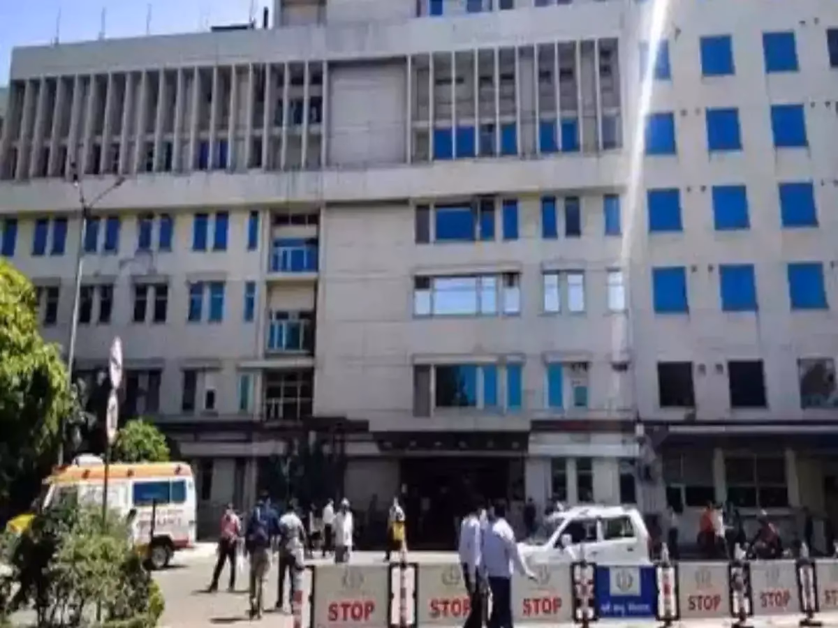 Who founded Sir Ganga Ram Hospital in India?