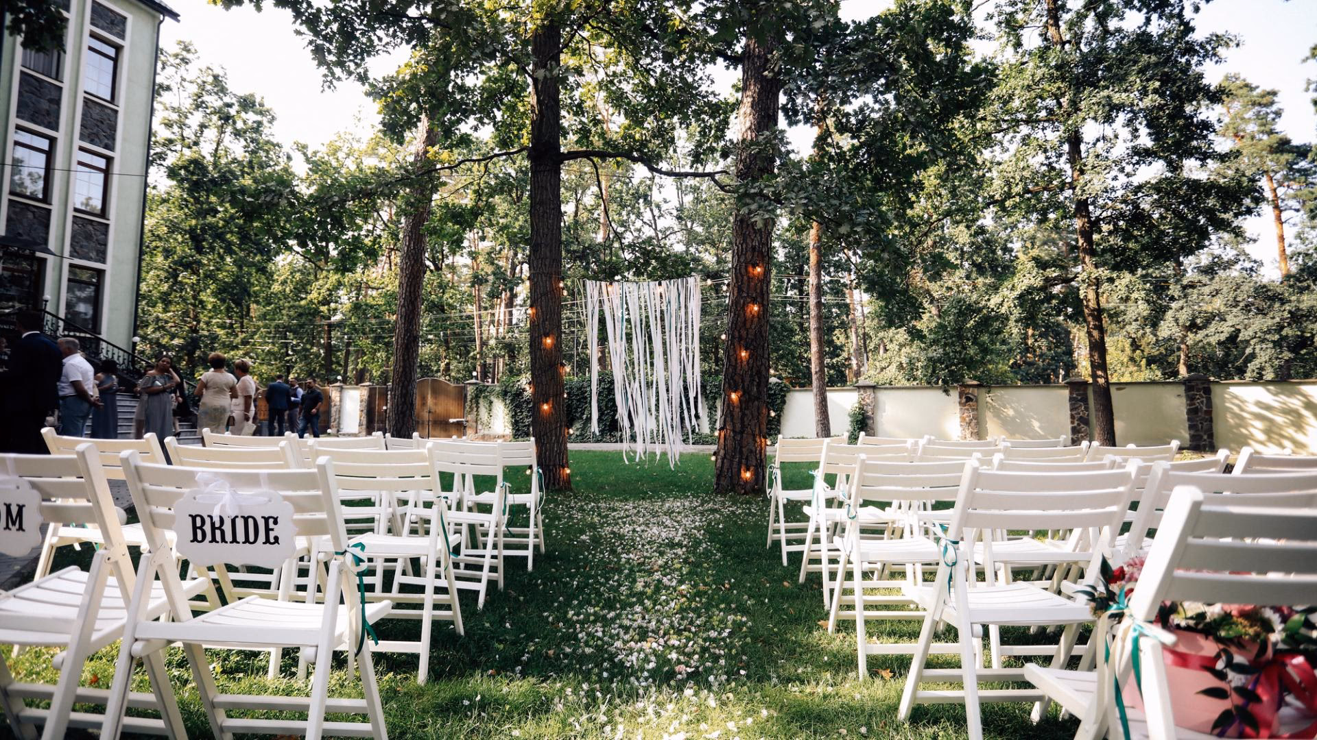 Where can I get a garden wedding in Washington DC?