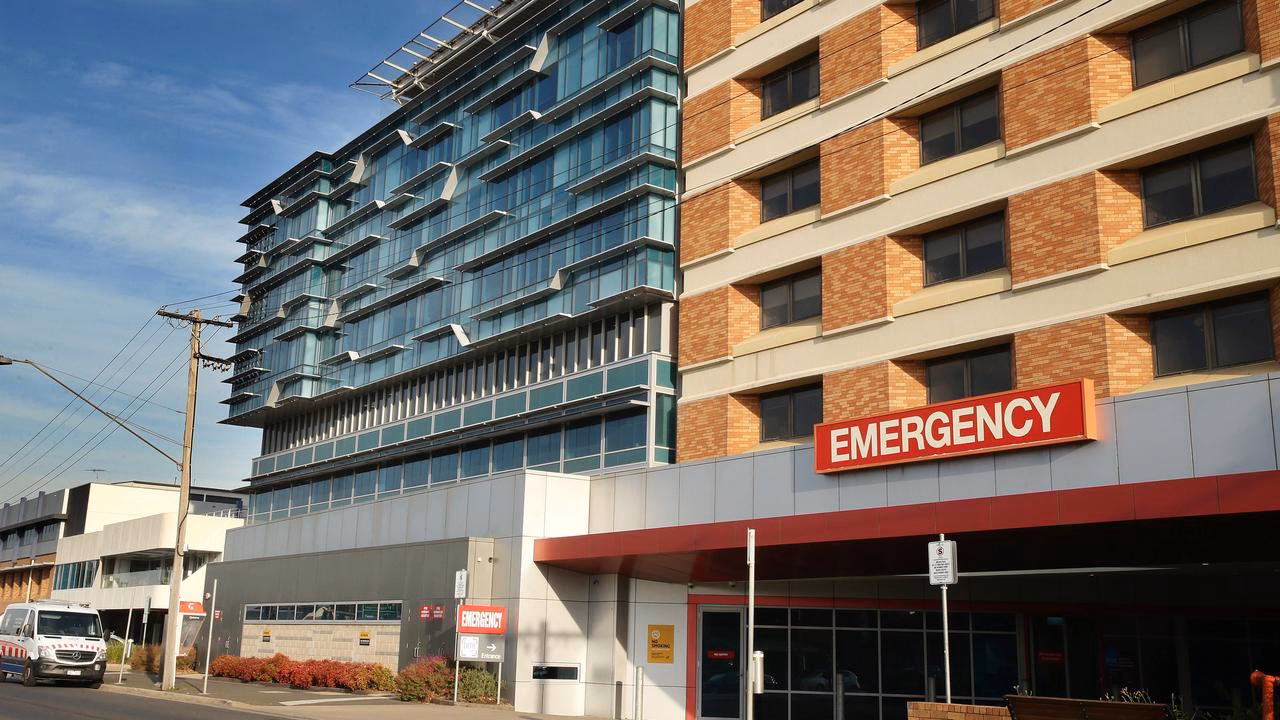 What can I learn at Geelong Waurn Ponds?